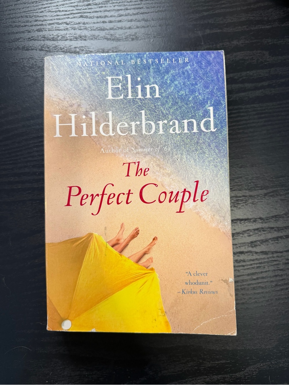Elin Hilderbrand The Perfect Couple - Yellow Cover Paperback